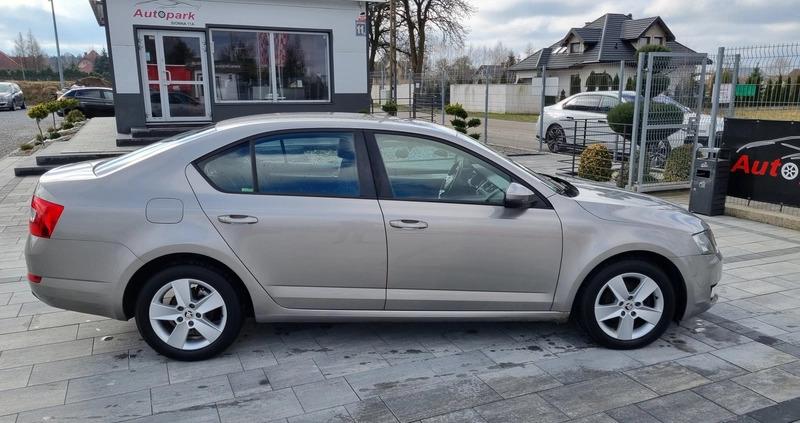 Skoda Octavia cena 22500 przebieg: 333569, rok produkcji 2014 z Pełczyce małe 172